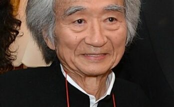 A photo of conductor Seiji Ozawa.