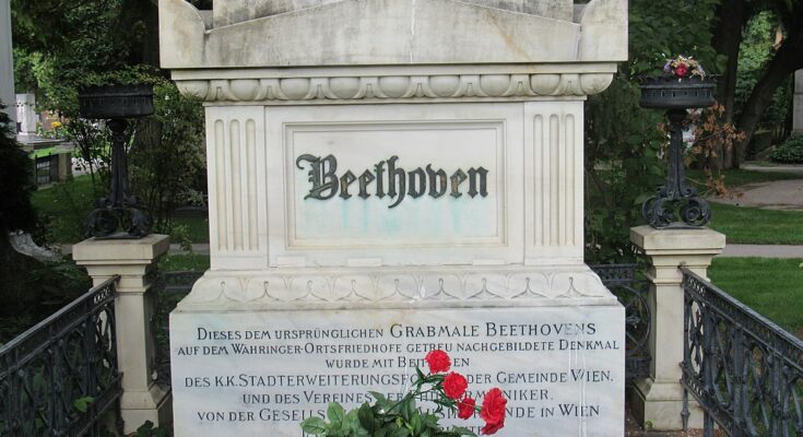 Beethoven's grave, Vienna, Austria. Photo: Afifa Afrin, CC BY-SA 4.0, via Wikimedia Commons