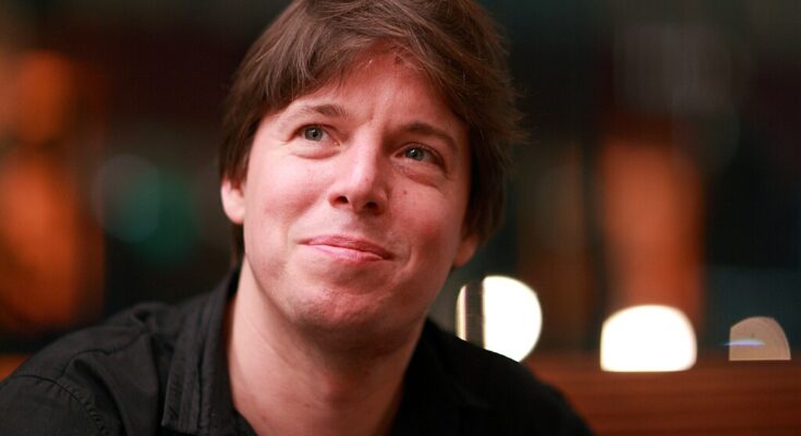 Joshua Bell. Photo: Alexduff, CC BY-SA 3.0, via Wikimedia Commons