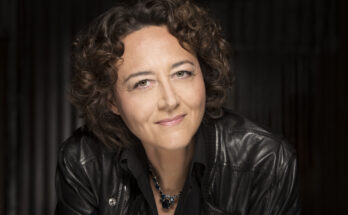 Nathalie Stutzmann. Photo: Simon Fowler via warnerclassics.com