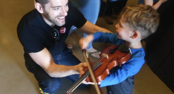 Exploring the Violin. Photo: IntoClassical