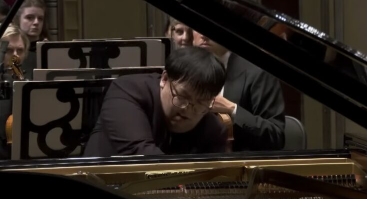 Zijian Wei, Cleveland International Piano Competition. Photo: Piano Cleveland via YouTube: https://www.youtube.com/live/HEONjRS4SHY?si=G2YOwUISRUk-FQ_z