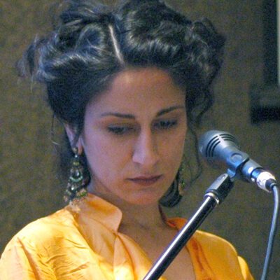 Haleh Abghari. Photo: ©2007 Bruce Steinberg via https://vapa.uccs.edu/index/music/faculty/abghari