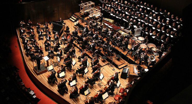 Melbourne Symphony Orchestra. Photo: MelbourneSymphonyOrchestra, CC BY 3.0, via Wikimedia Commons